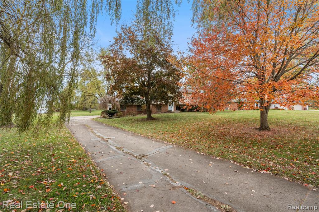 5122 Elizabeth Lane, Almont, MI 48003 — Photo 6