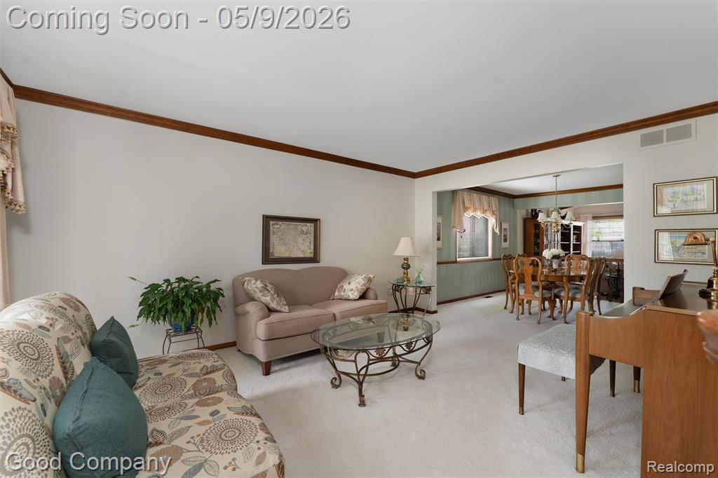 20063 Hudson Bay Court, Clinton Twp, MI 48038 — Photo 2