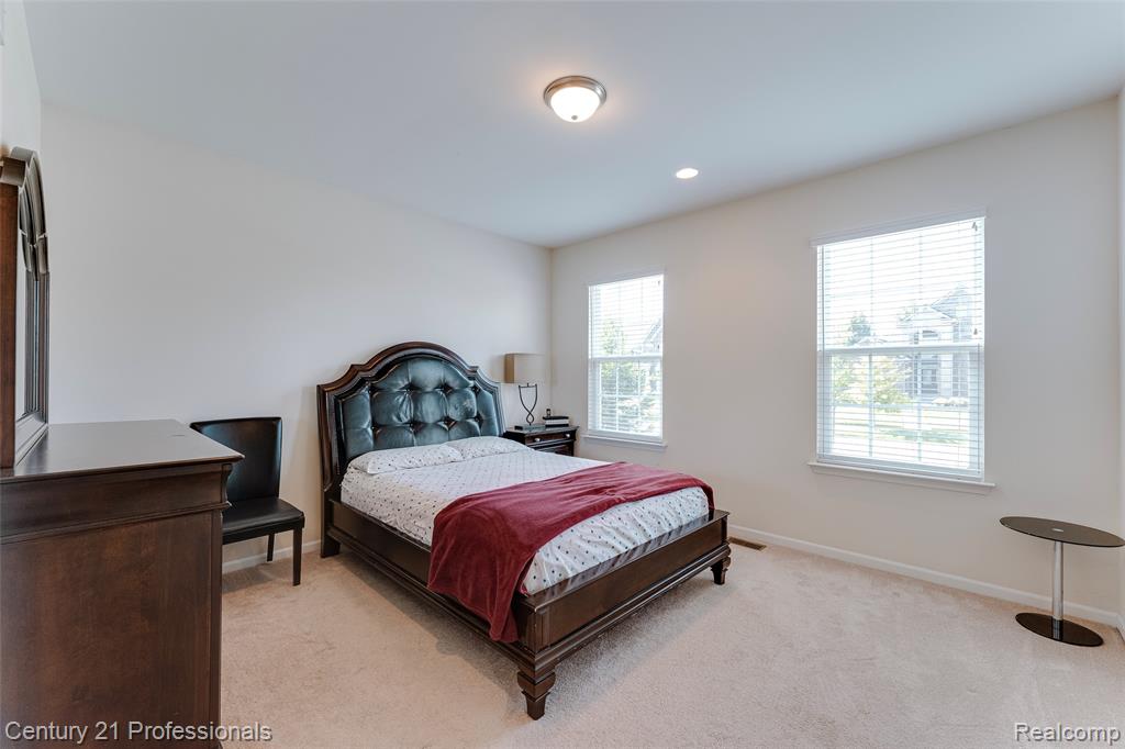 6776 Portsman Court, Canton, MI 48187 — Photo 65