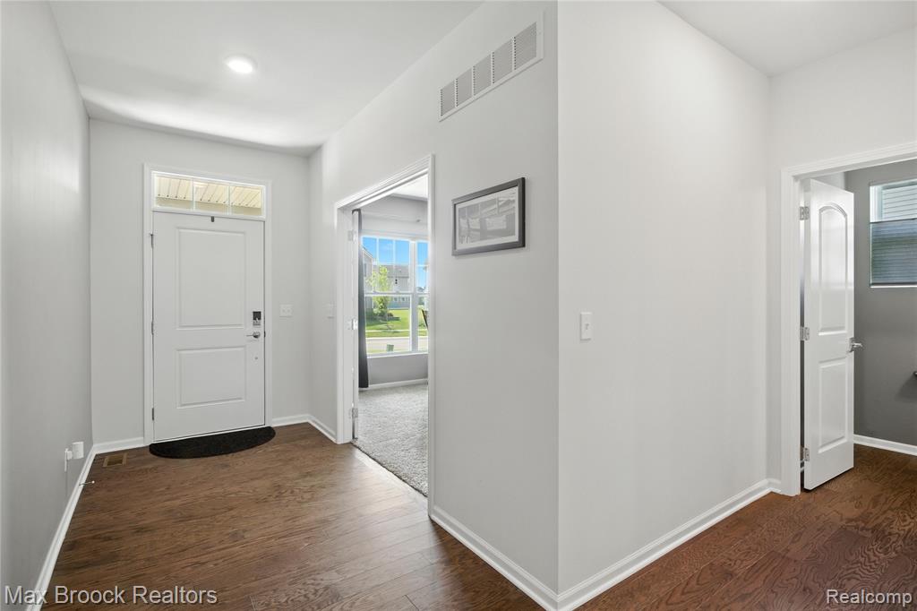 2799 GALLOP Way, Saline, MI 48176 — Photo 5