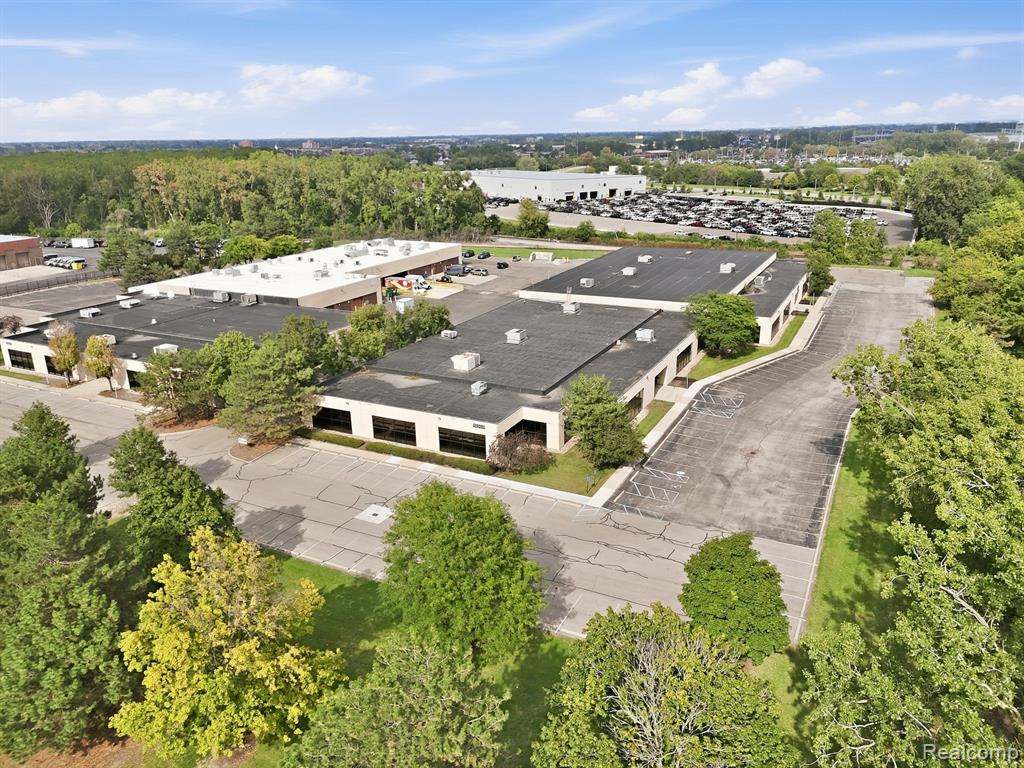 15000 N Commerce Drive, Dearborn, MI 48120