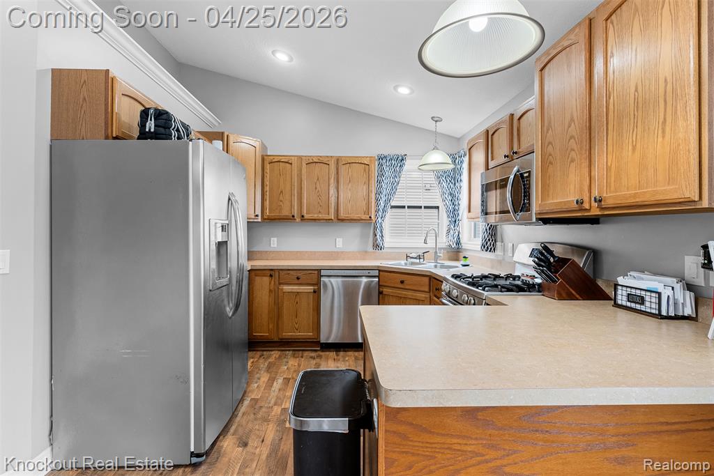 7385 W Ryan Court, Bay City, MI 48706 — Photo 10