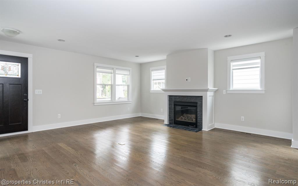 805 Forest Avenue, Royal Oak, MI 48067 — Photo 9