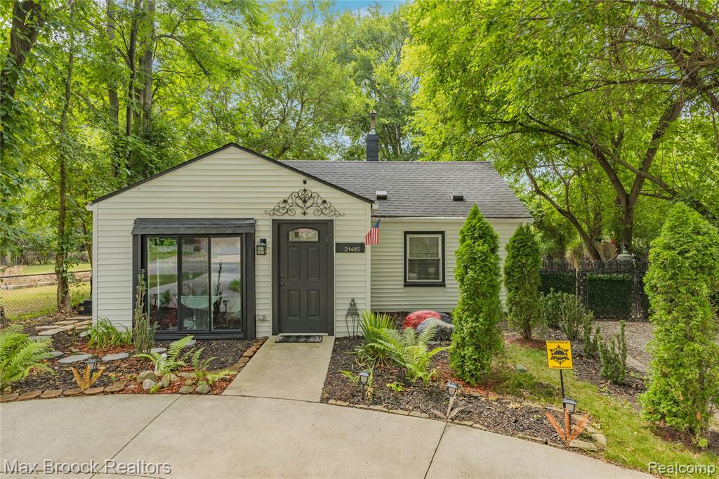 21485 Indian Street, Southfield, MI 48033, Southfield, MI, 48033
