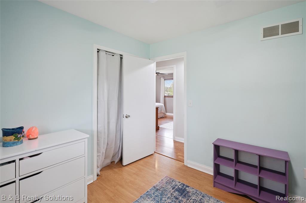 54675 Romeo Plank Road, Macomb, MI 48042 — Photo 30