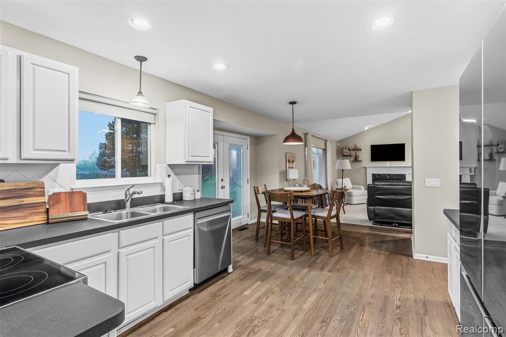 6158 Lismore Circle, Grand Blanc, MI 48439 — Photo 13