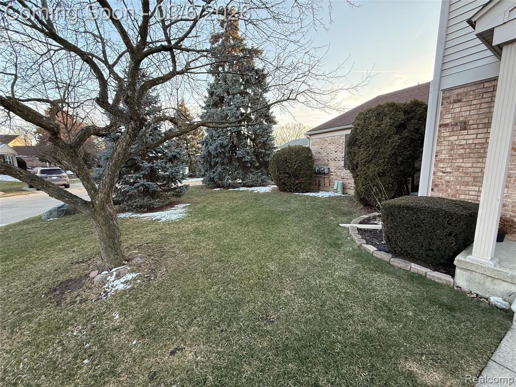 44585 N Bunker Hill Drive, Clinton Twp, MI 48038 — Photo 4