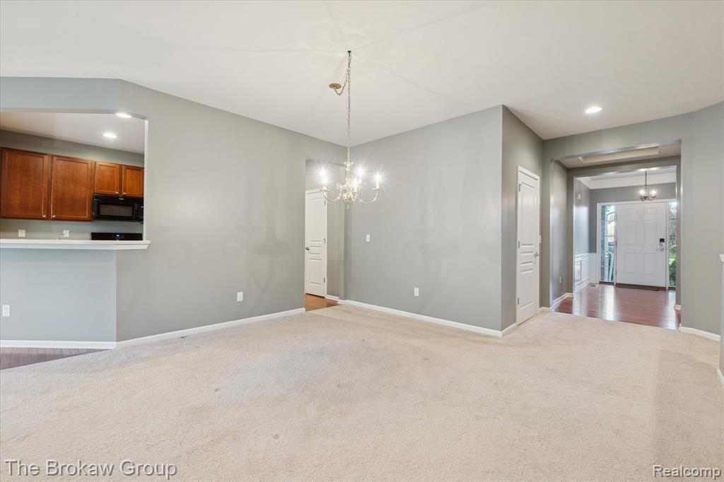 6334 Prairie Dunes Drive, Grand Blanc, MI 48439 — Photo 9