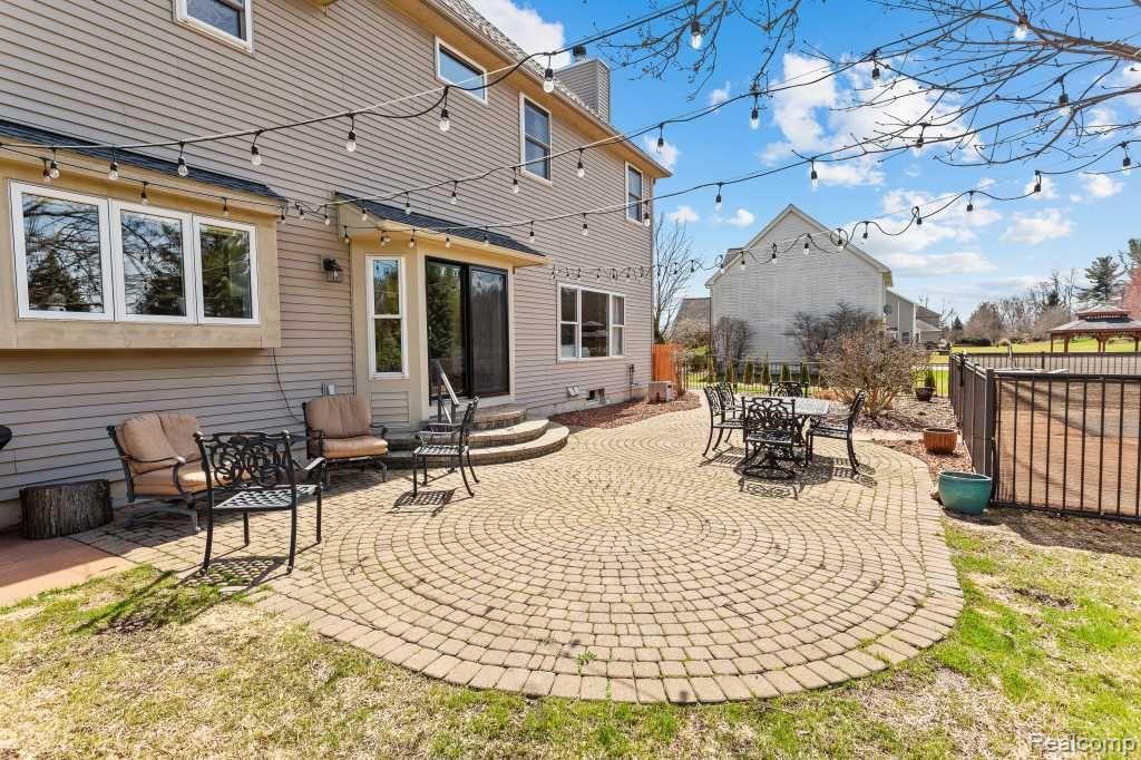 6082 VINEYARD Avenue, Ann Arbor, MI 48108 — Photo 40