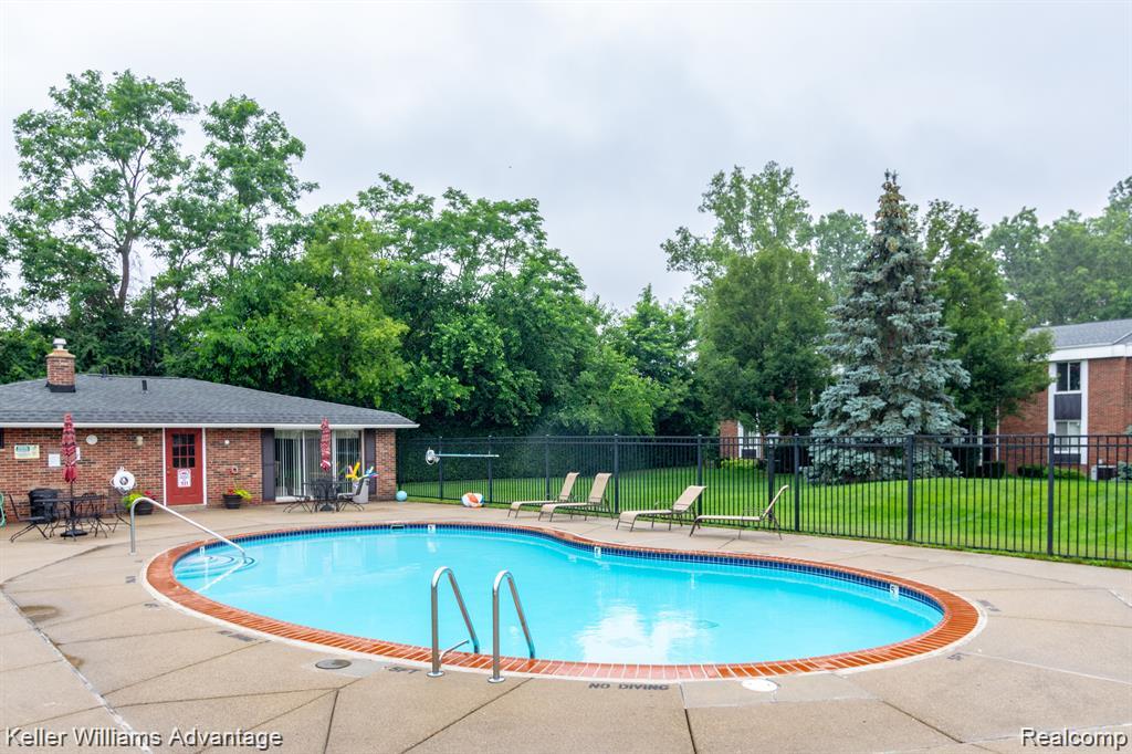 29464 Bobrich Street, 49, Livonia, MI 48152 — Photo 15