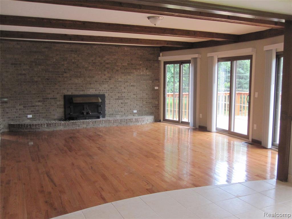 396 Shellbourne Drive, Rochester Hills, MI 48309 — Photo 8