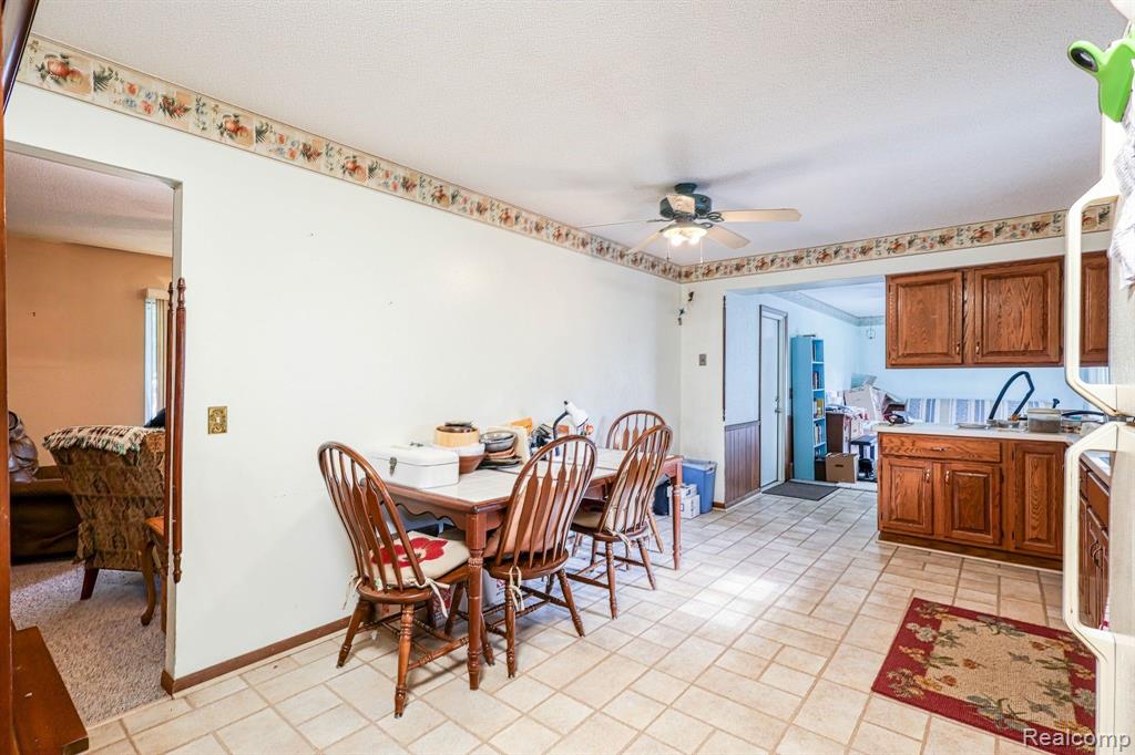 7592 VERNA Drive, Lambertville, MI 48144 — Photo 9
