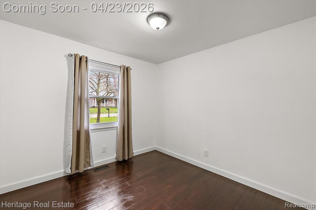 7640 Granite, Washington, MI — Photo 22