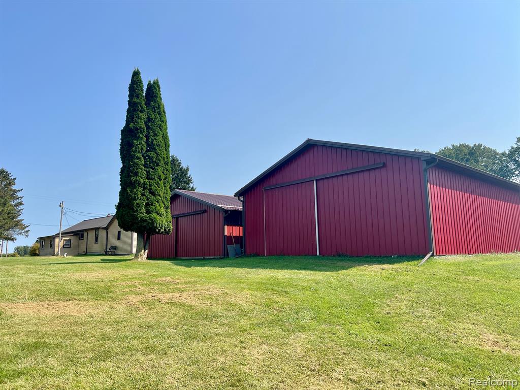 5589 CLEAR LAKE Road, North Branch, MI 48461 — Photo 9