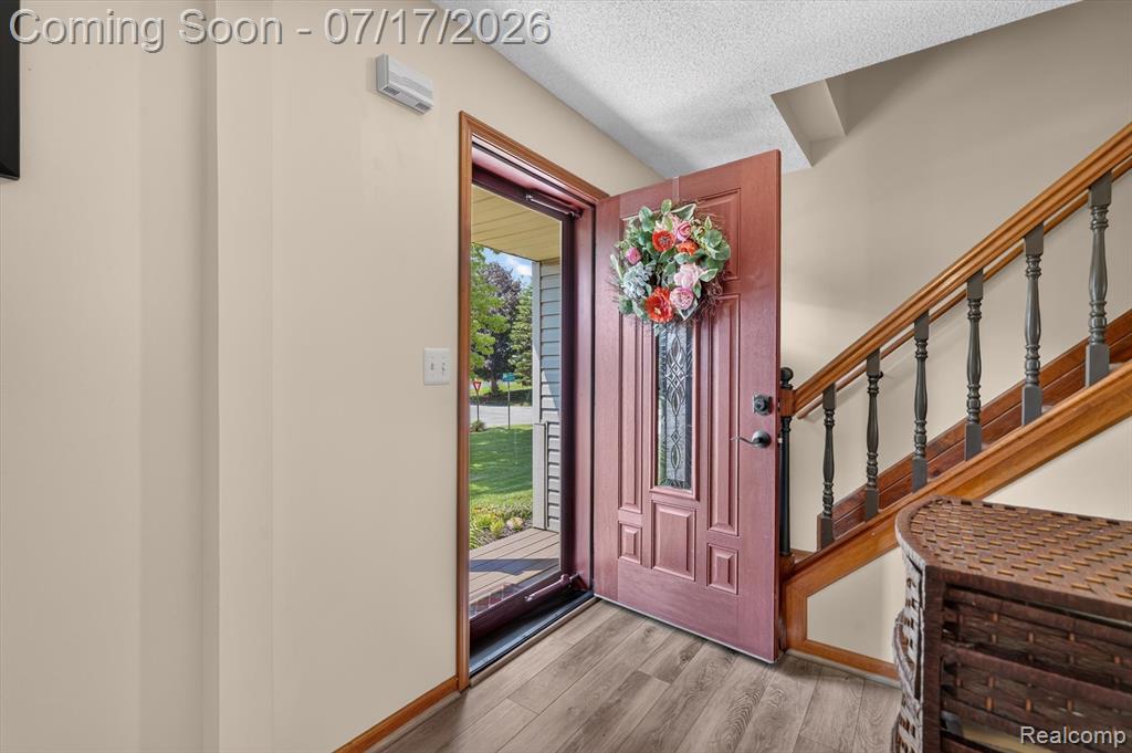 60309 Lamplighter Drive, New Hudson, MI 48165 — Photo 7