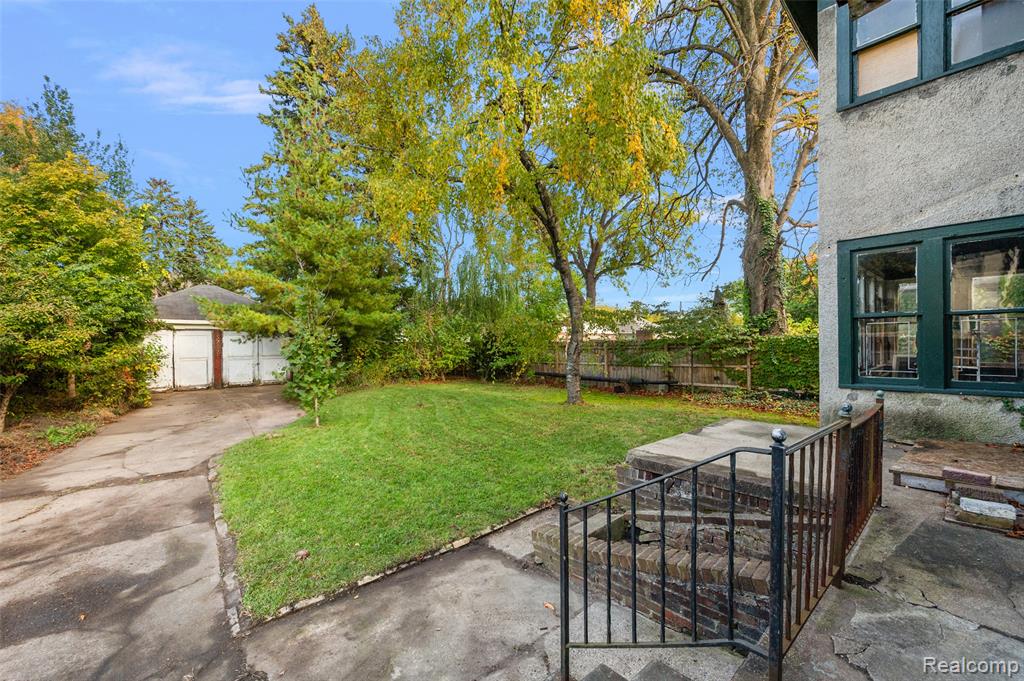 3496 Burns Street, Detroit, MI 48214 — Photo 72