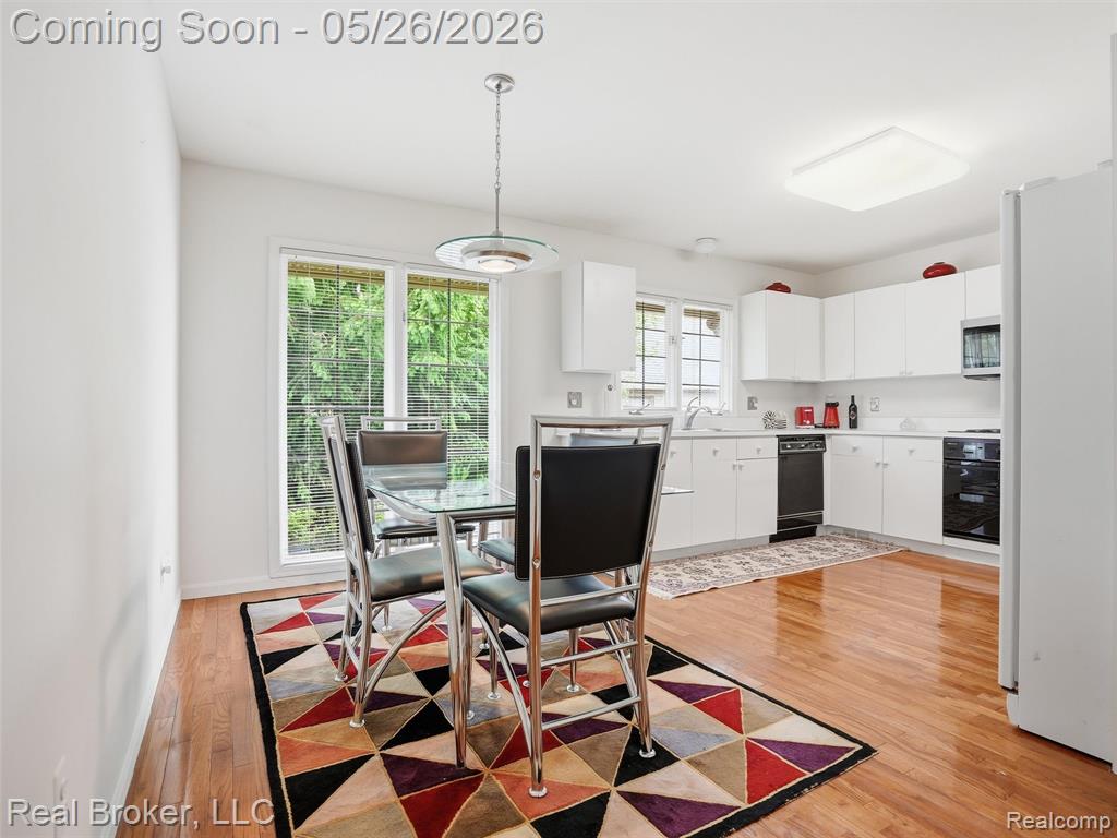 2710 Maitland Drive, Ann Arbor, MI 48105 — Photo 12