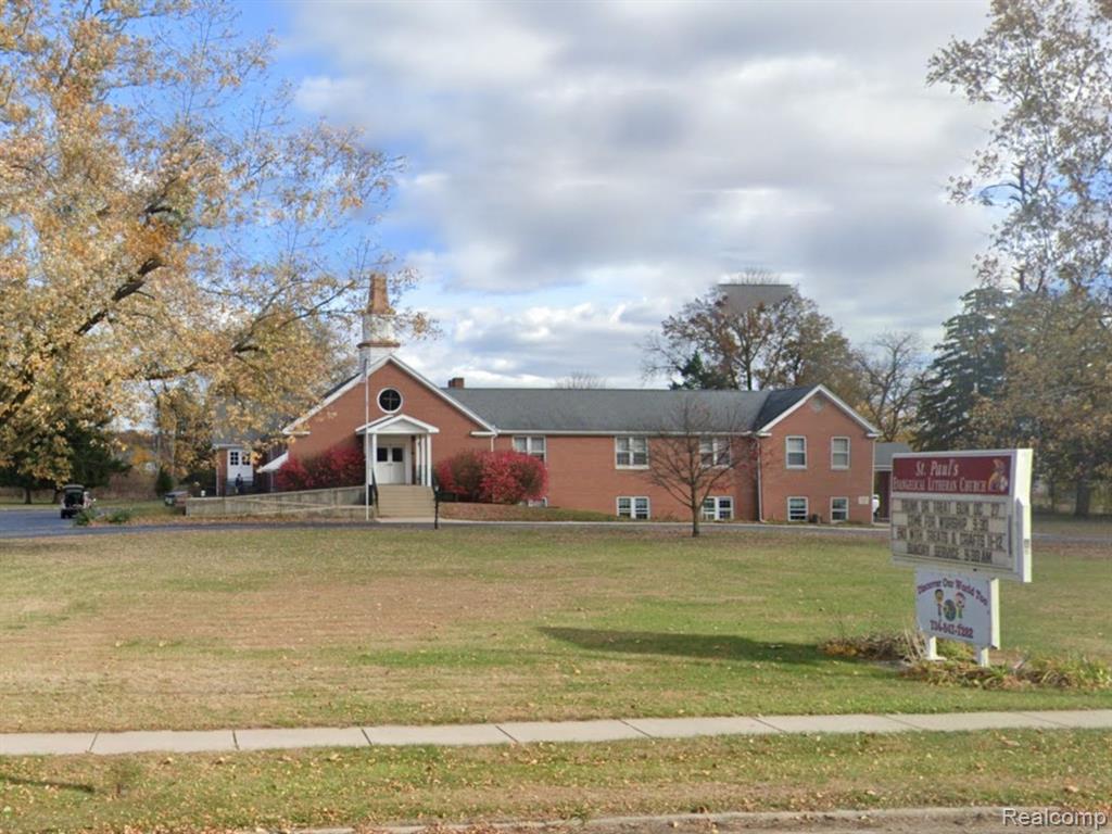 9144 Lewis Avenue, Temperance, MI 48182