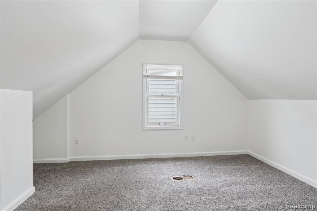 8468 LOZIER Avenue, Warren, MI 48089 — Photo 16