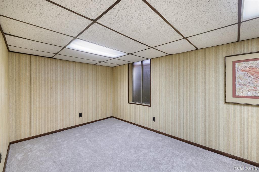 1747 Brentwood Drive, 305, Troy, MI 48098 — Photo 21