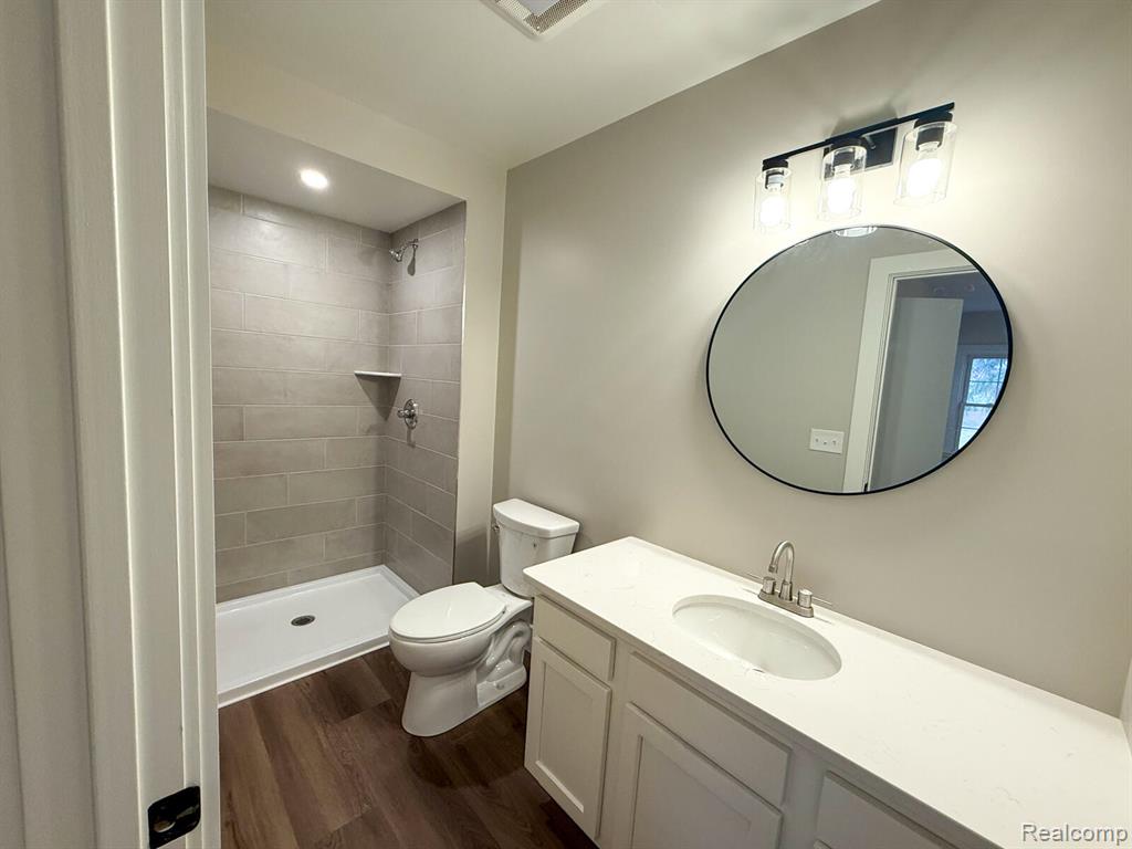 6076 Hugh Street, Burton, MI 48509 — Photo 17