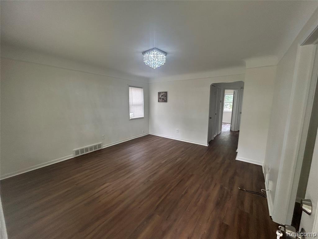 6116 Rosemont Avenue, Detroit, MI 48228 — Photo 2