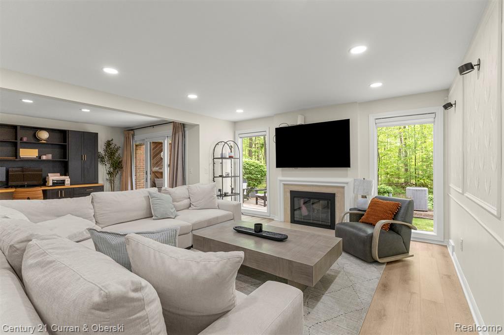 5 Timberlane Court, Dearborn, MI 48126 — Photo 20