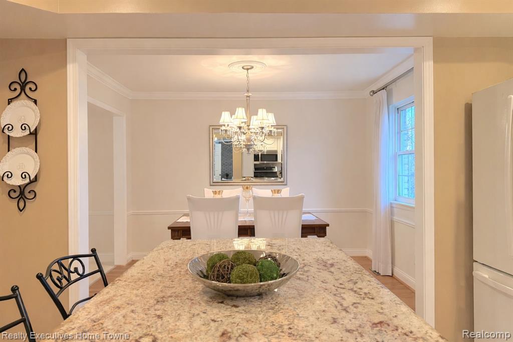 40552 Lizabeth Drive, Sterling Heights, MI 48313 — Photo 8