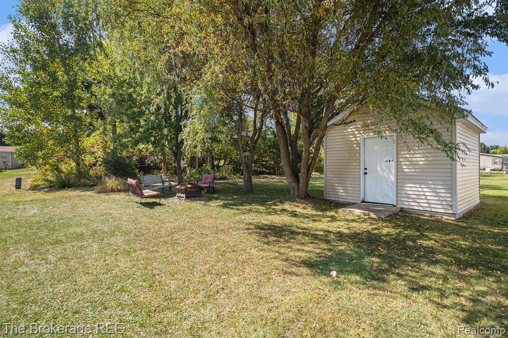 6195 Andora Avenue, Fenton, MI 48430 — Photo 29