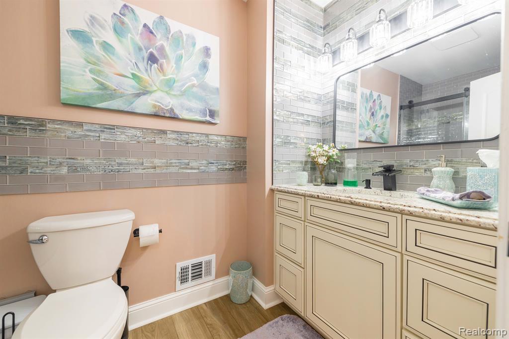 1494 DOVER Hill N, Walled Lake, MI 48390 — Photo 18