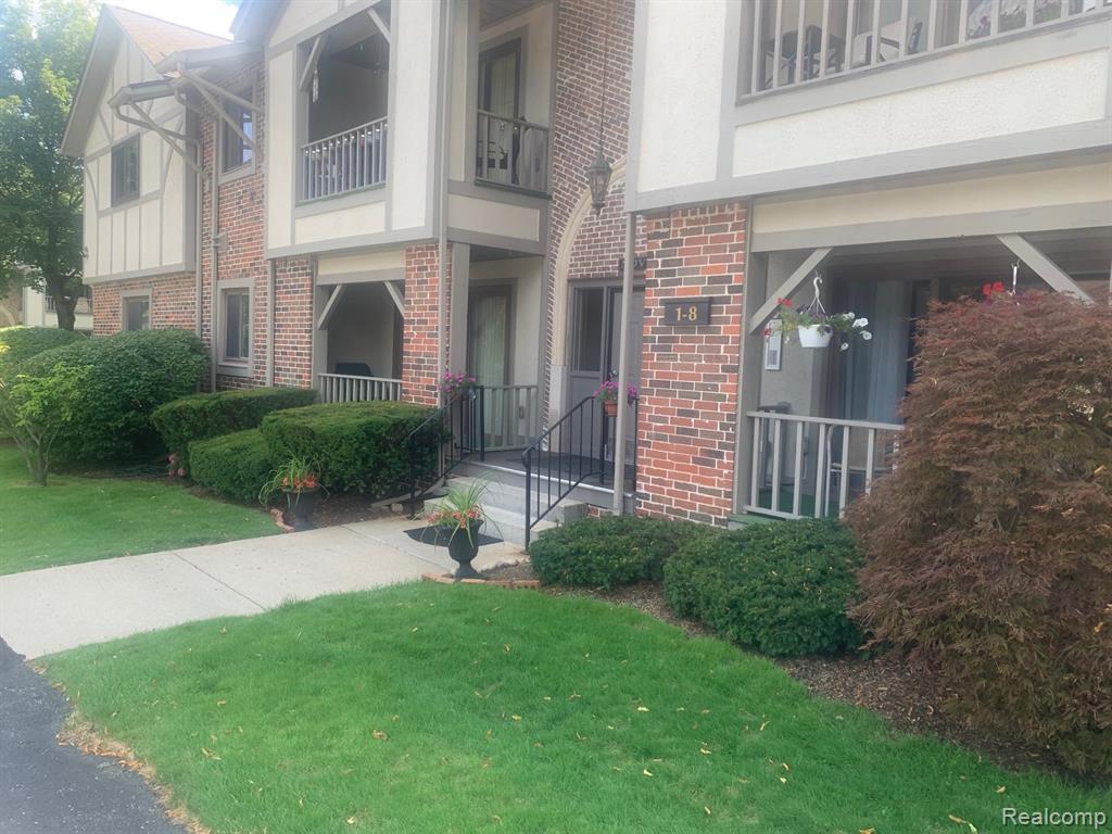 42160 Woodward Avenue Avenue, Bloomfield Hills, MI 48304 — Photo 24