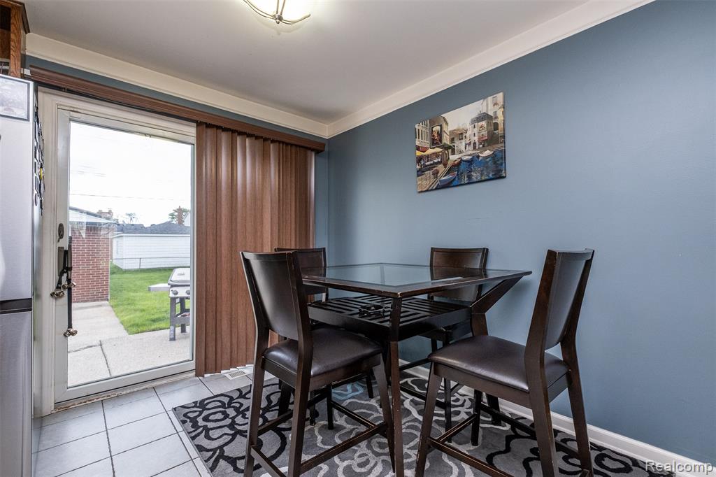 30534 Spybrook Street, Roseville, MI 48066 — Photo 12