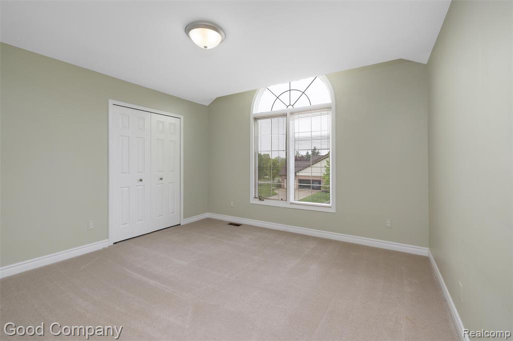 5893 CHRISTINA Drive, West Bloomfield, MI 48324 — Photo 32