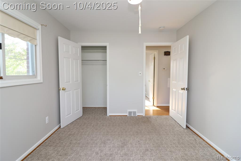 939 Deering Street, Garden City, MI — Photo 18