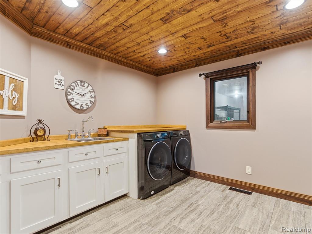 3316 W Newark Road, Lapeer, MI 48446 — Photo 35
