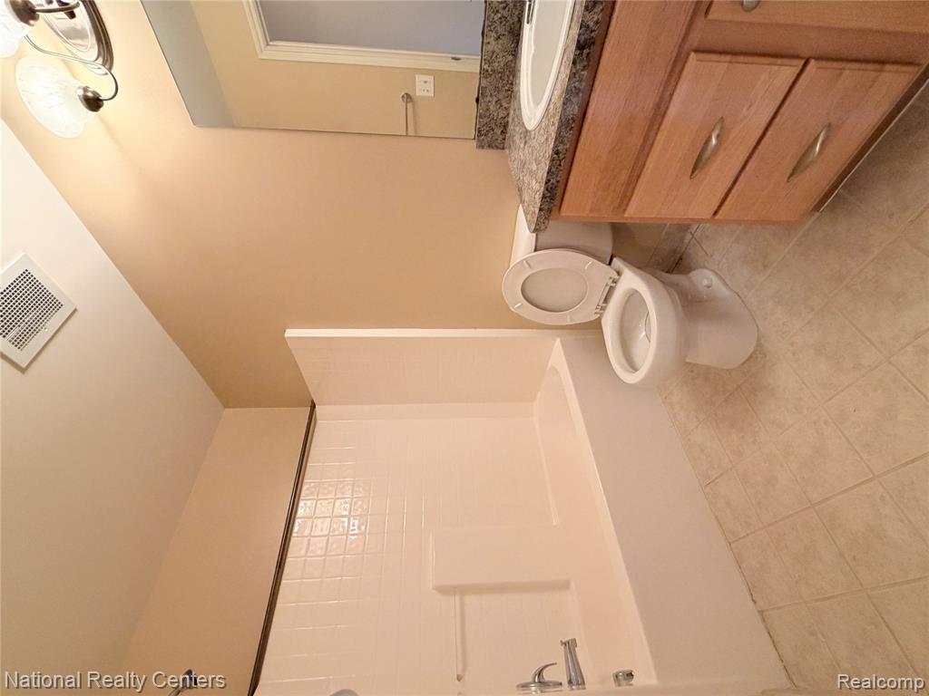 28469 Carlton Way Drive, Novi, MI 48377 — Photo 11