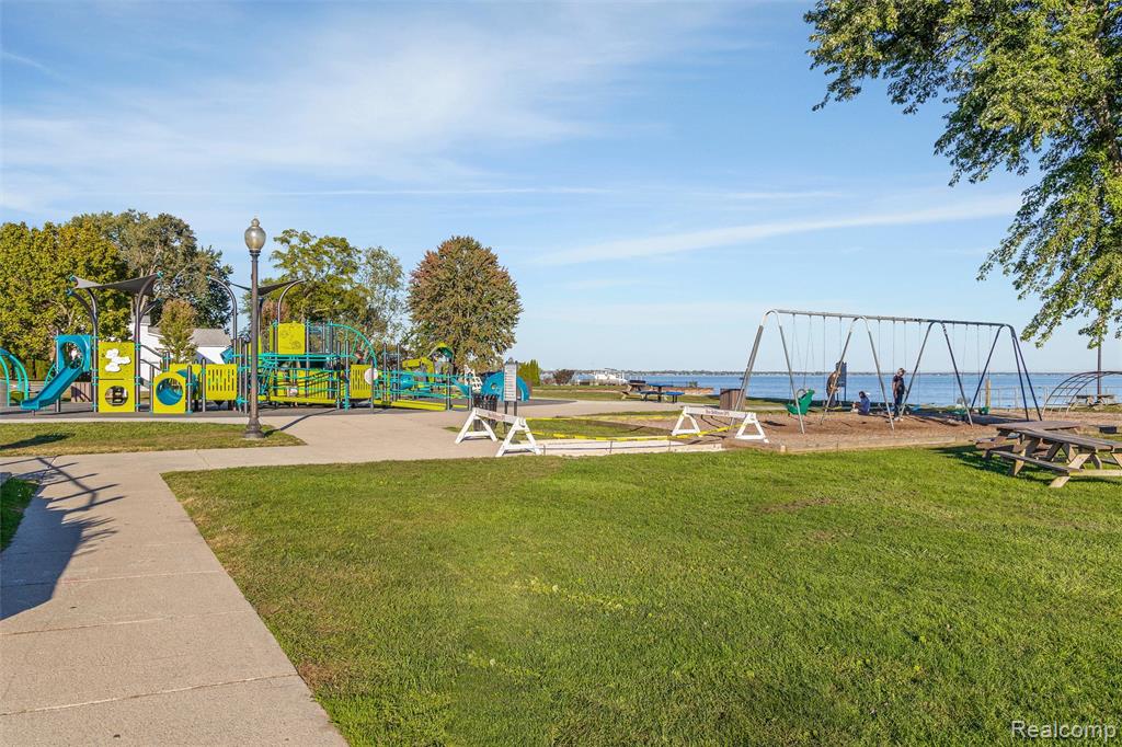 50627 Elsey Street, New Baltimore, MI 48047 — Photo 40