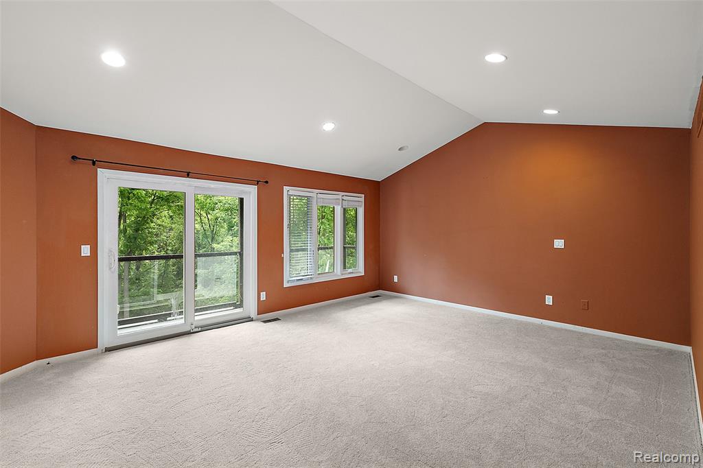 6358 Golden Lane, West Bloomfield, MI — Photo 20