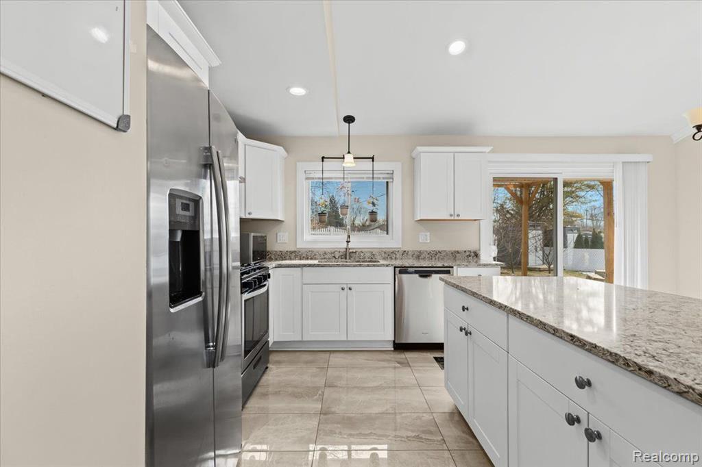 41099 Malott, Novi, MI — Photo 5