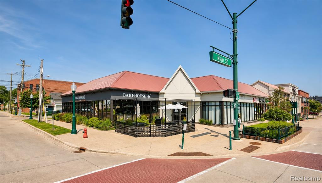 205 S MAIN Street, Rochester, MI 48307