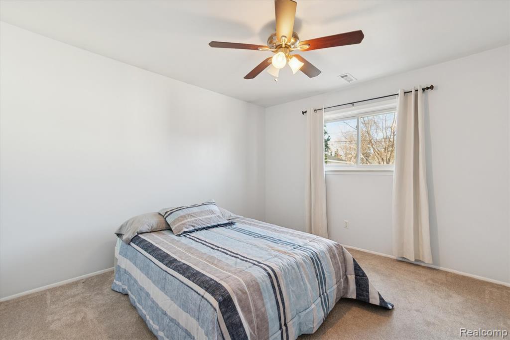 25898 Fairgrove Street, Woodhaven, MI 48183 — Photo 18