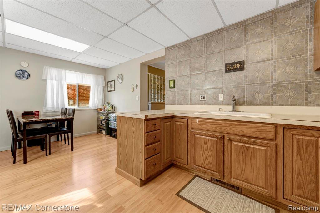 7018 BISON Street, Westland, MI — Photo 13