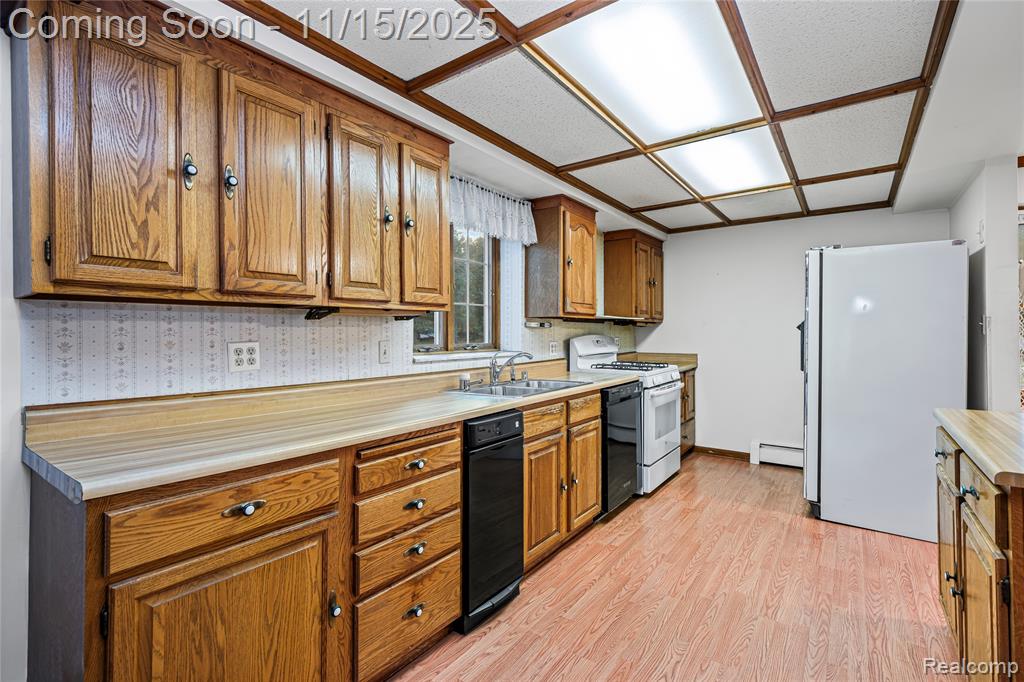 38080 Hamon Street, Harrison Township, MI — Photo 9
