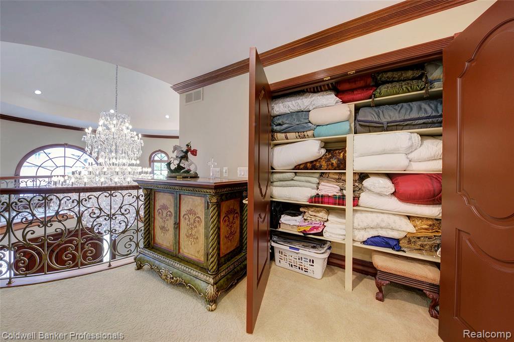4546 Forest Edge Lane, West Bloomfield, MI 48323 — Photo 68