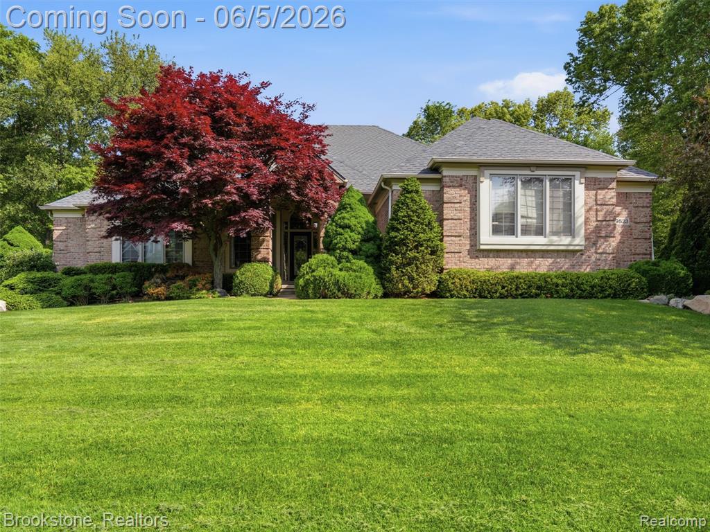 9523 Quail Ridge Run, Brighton, MI 48114 — front exterior