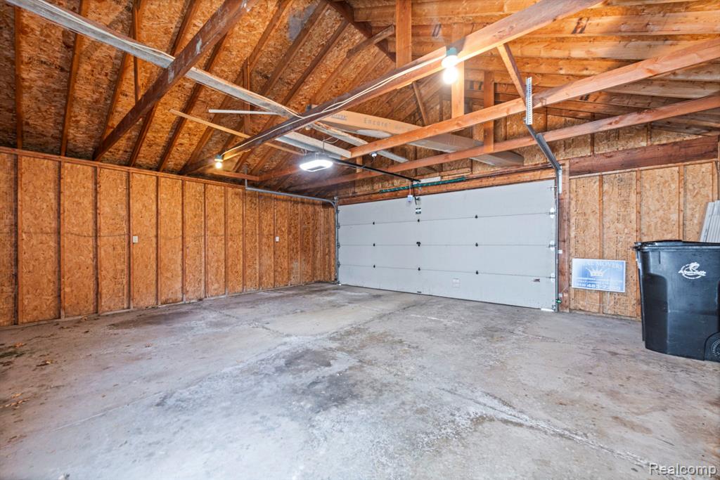941 Pine Street, Wyandotte, MI 48192 — Photo 35