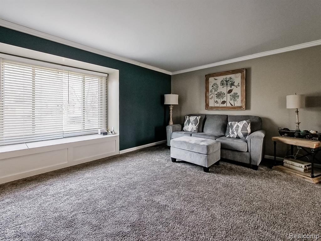 25911 Buckminster Drive, Novi, MI — Photo 13