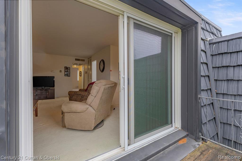 1852 COLONIAL VILLAGE Way, 3, Waterford, MI 48328 — Photo 28
