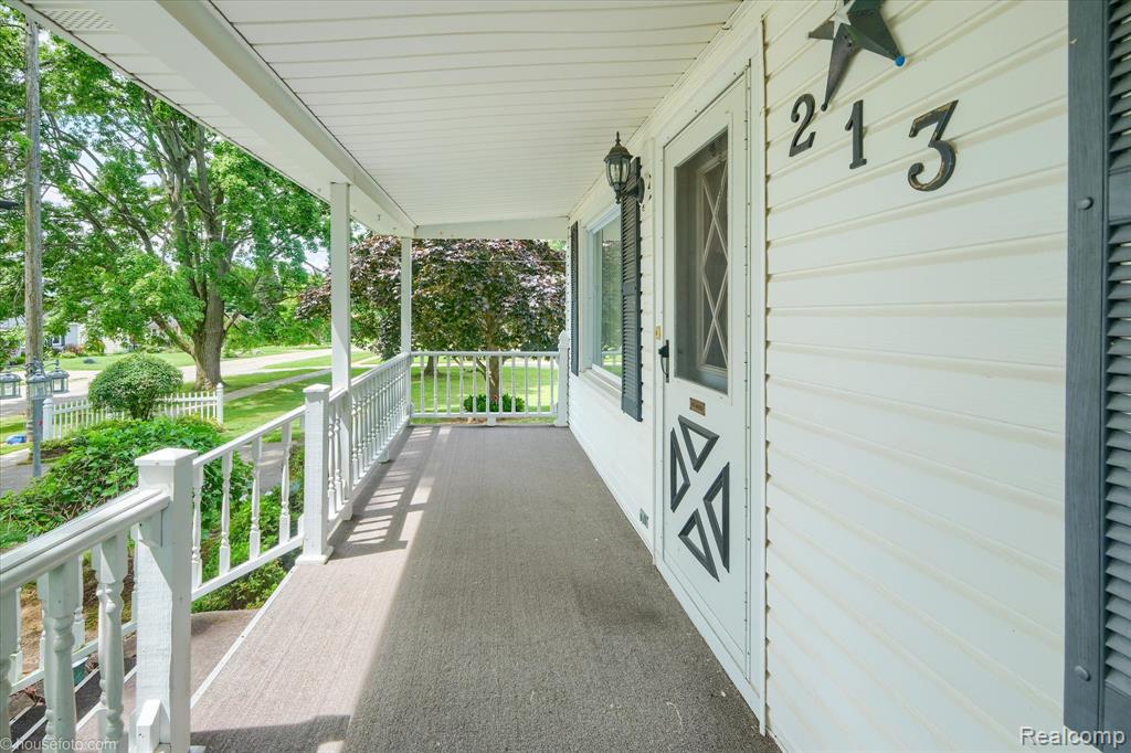 213 Morrell Street, Yale, MI 48097 — Photo 2