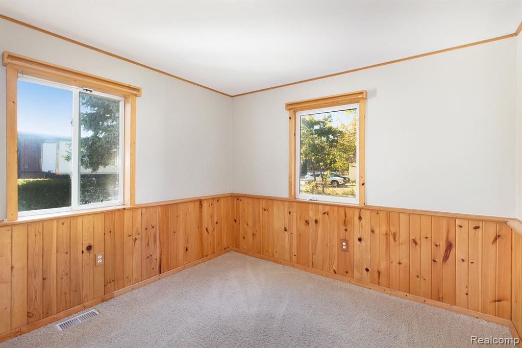 409 FENWICK Street, Holly, MI 48442 — Photo 9